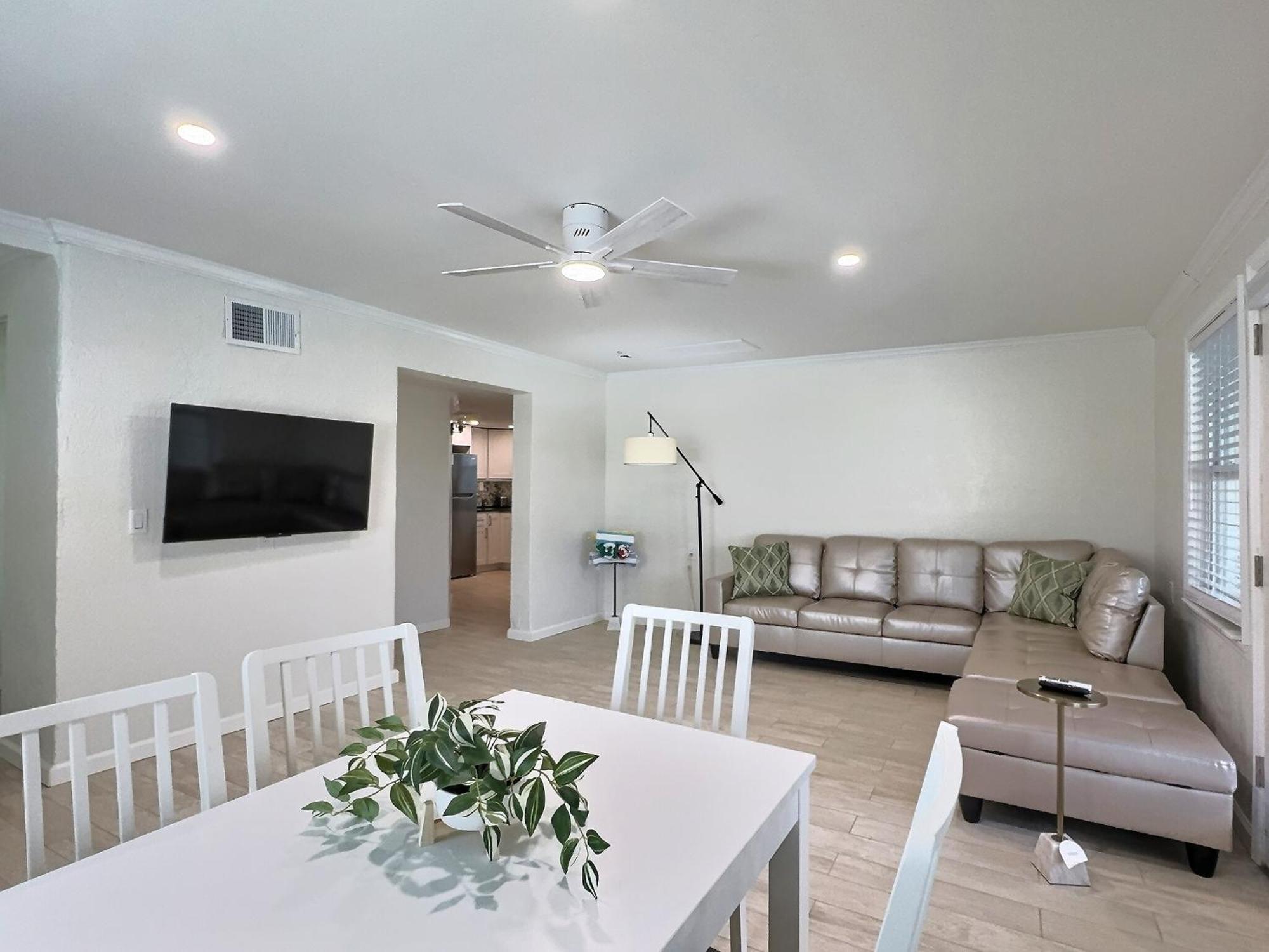 Siesta Heron Suites & Villas Siesta Key Bagian luar foto